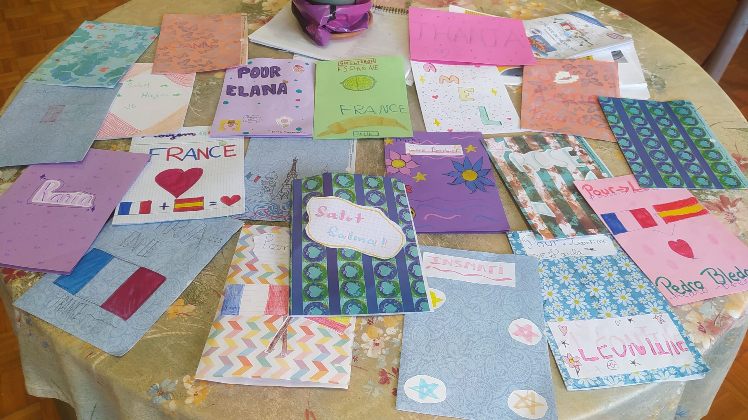 INTERCAMBIO EPISTOLAR CON FRANCIA
