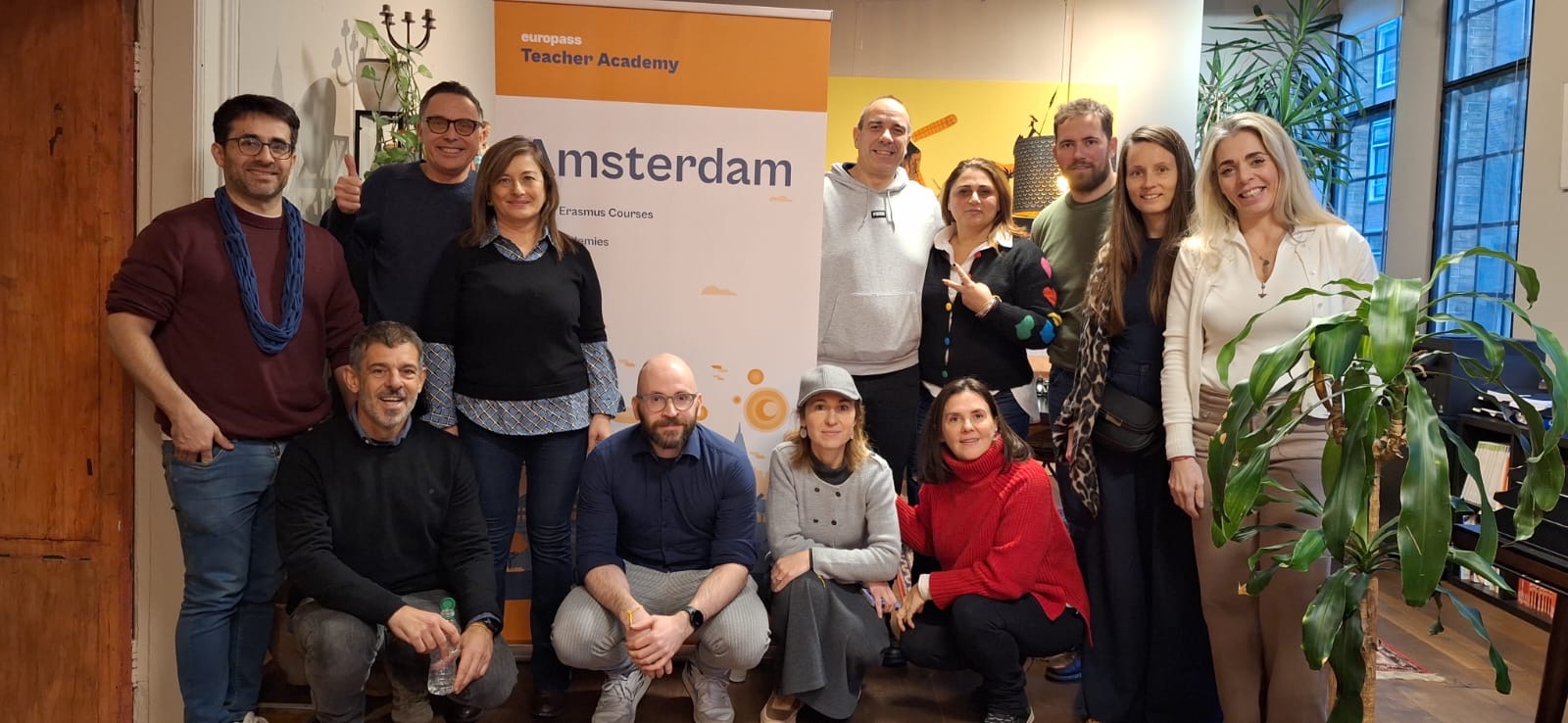 DE MURCIA A ÁMSTERDAM: INNOVANDO ENTRE CANALES Y BICICLETAS
